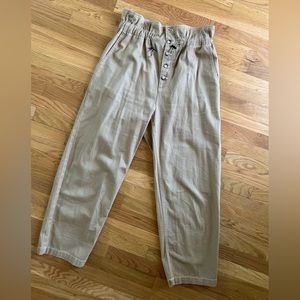 Urban Ourfitters paper bag tan khakis size M